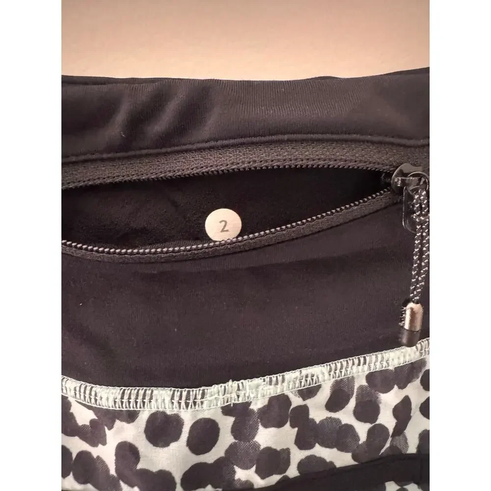Lululemon Speed Up Short Size 2 Ace Spot Tranquil Blue Black 4